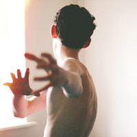 欧美男生视觉头像：有一种冲动叫与之偕老，如果我们在一起，一直都下去好不好
